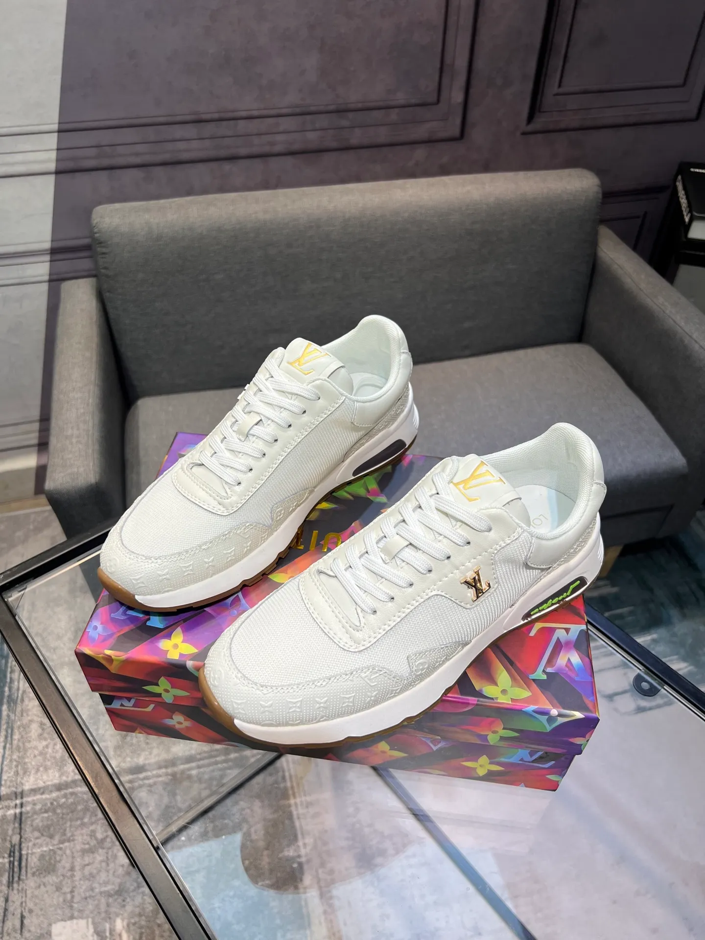 Men's shoes 💰460 "LV" The latest men's casual shoes, genuine leather lining, rubber wear-resistant outsole, fine lines and beautiful strips, not too much decoration, European and American style, comfortable and high-grade, optional, size number: 38 to 44 45 can be customized